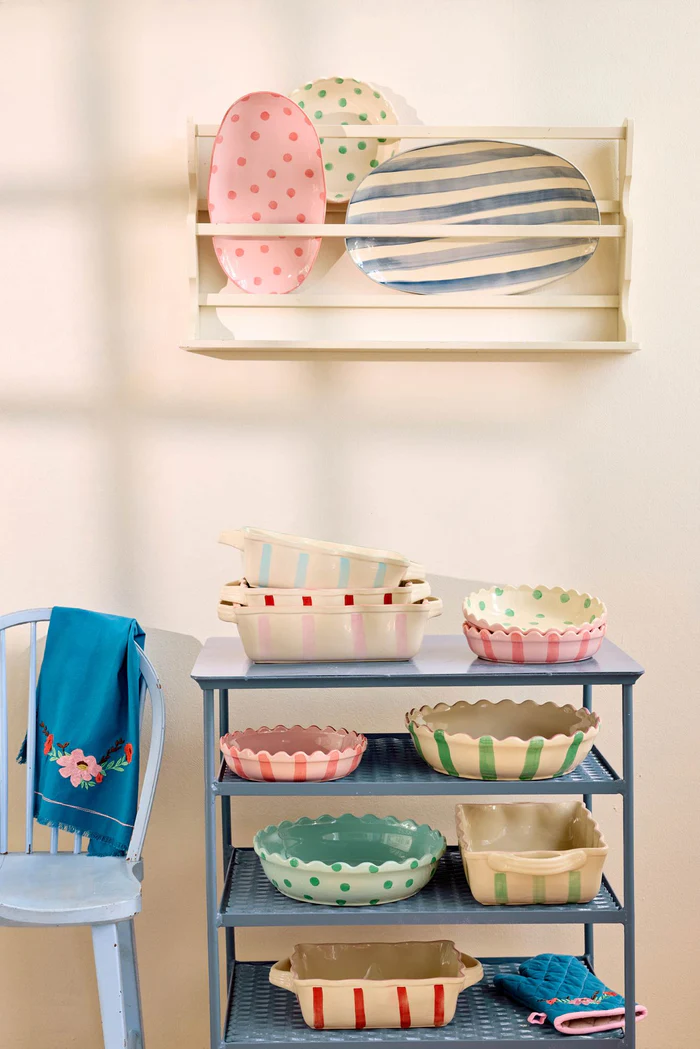 Plato Ovalado Rosa c/Topos Coral - Imagen 3